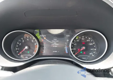 2018 Jeep Compass Limited 4X4 z USA, uszkodzony, nr VIN 3C4NJDCB3JT153578